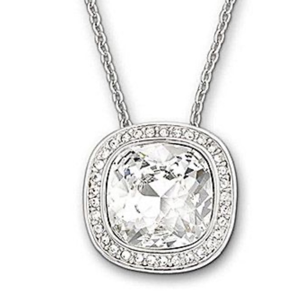 NWT💎Swarovski Crystal Pendant Necklace - Picture 1 of 6